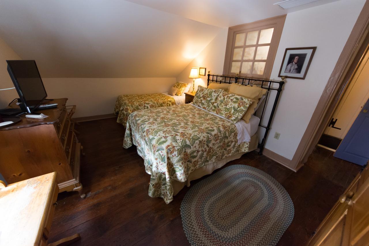 Bed & Breakfast Thomas Bond House